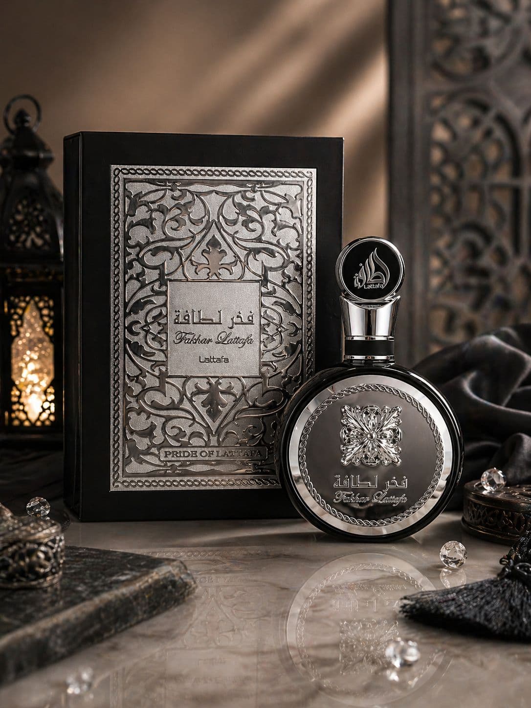 Perfume Fakhar Black Lattafa Eau de Parfum | Elegância Masculina e Presença Marcante 🖤 - imagem 1